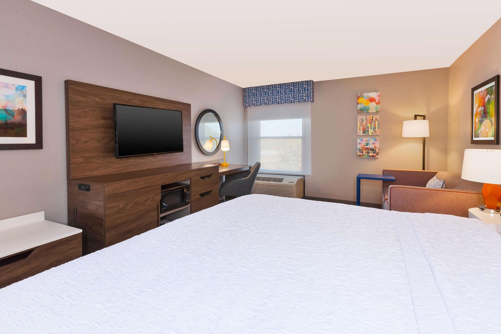 Hampton 3*