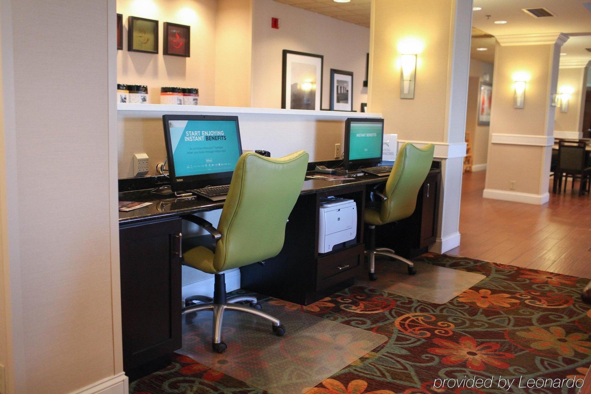 Hampton Hotel 3*